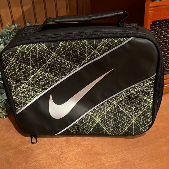 Nike Kitchen Nike Lunchbox Poshmark